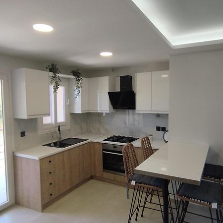 Inas Apartments 2 เลฟคิมมี ภายนอก รูปภาพ