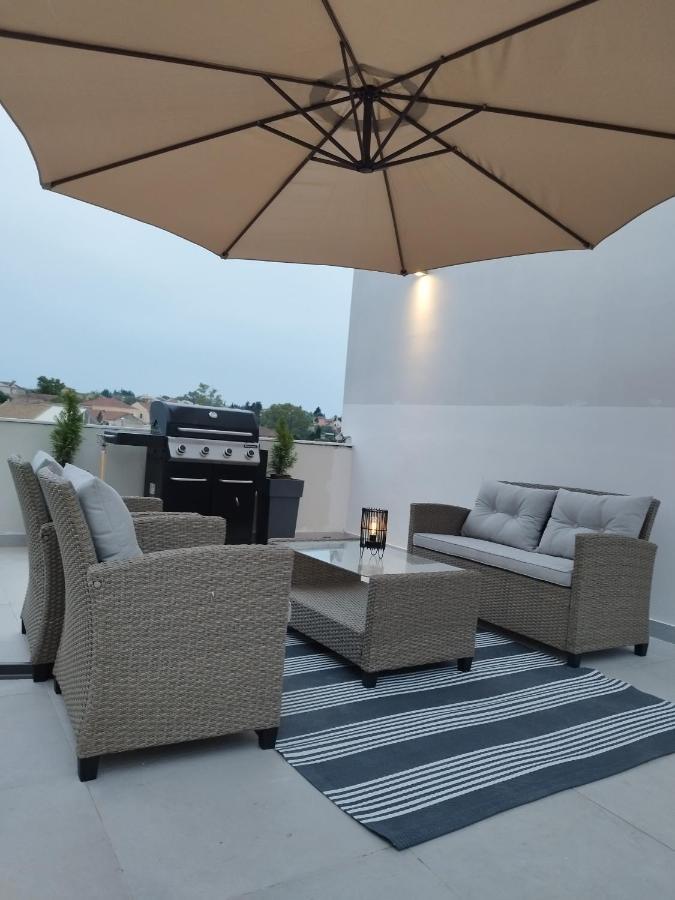 Inas Apartments 2 เลฟคิมมี ภายนอก รูปภาพ