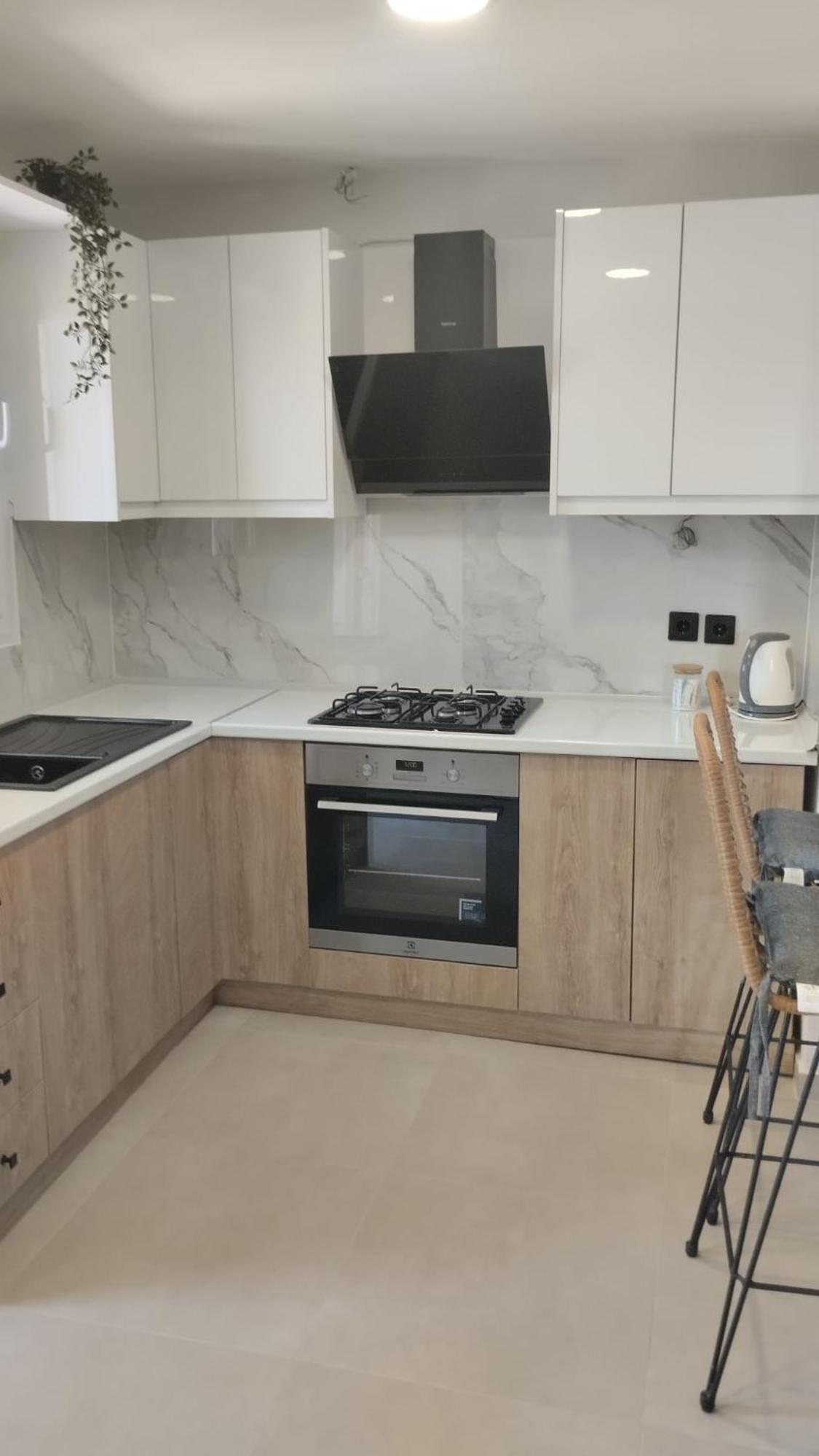 Inas Apartments 2 เลฟคิมมี ภายนอก รูปภาพ