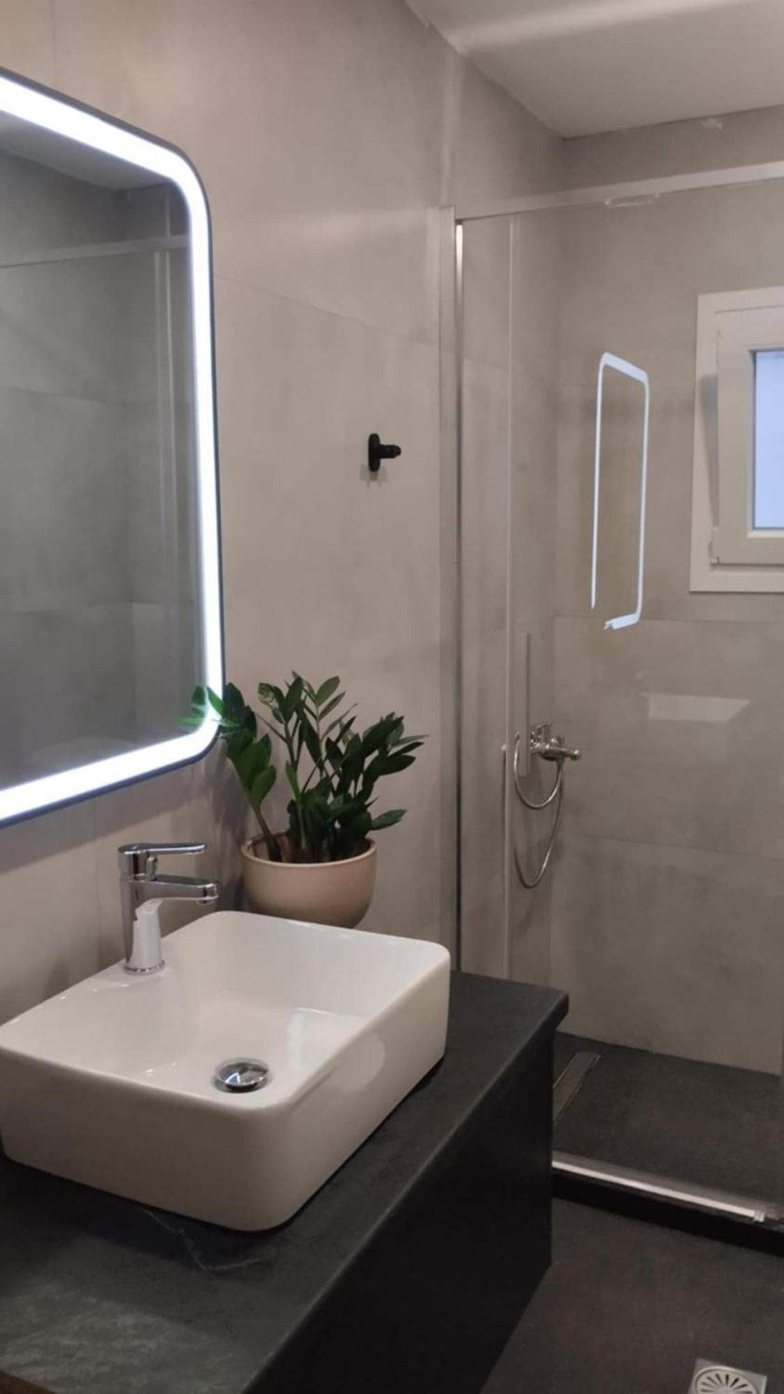 Inas Apartments 2 เลฟคิมมี ภายนอก รูปภาพ